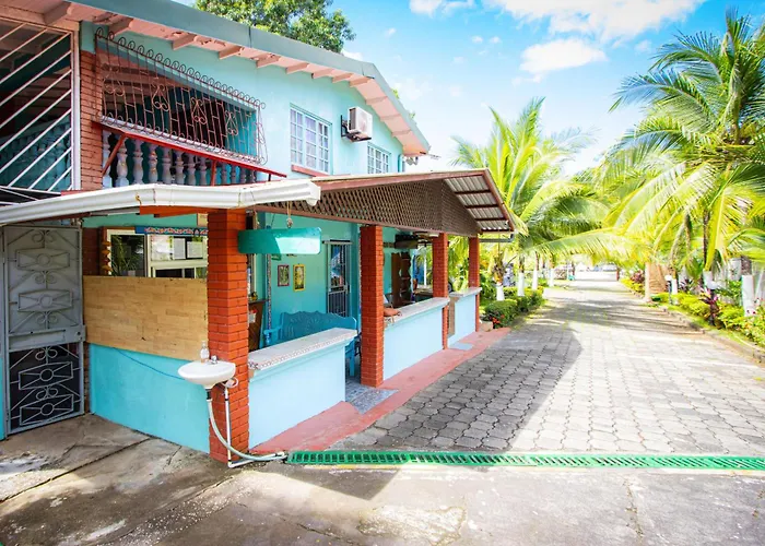 Marielos Hotel