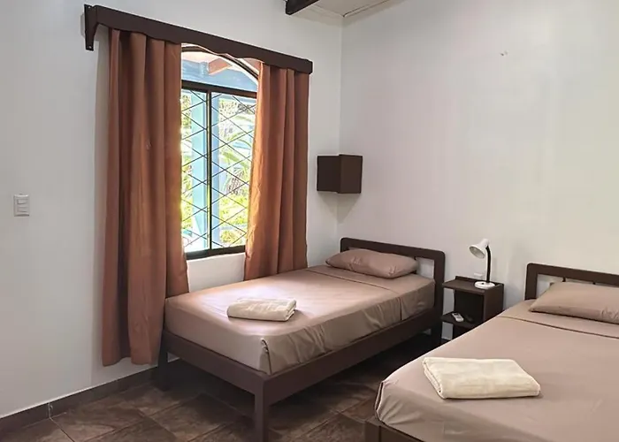 Marielos Hotel Tamarindo