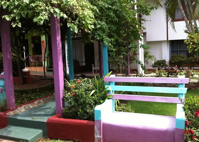 Hotel Marielos